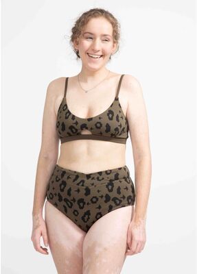 boochen - Diani Bikini-Oberteil wendbar in Green Leopard / Moss