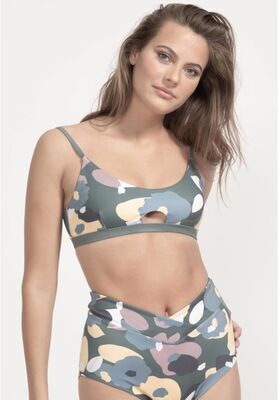 boochen - Diani Bikini-Oberteil wendbar in Green Wildflower / Daisy