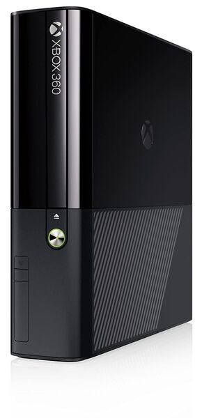 Xbox 360 Slim E | 4 GB | mattschwarz, image 1 of 1