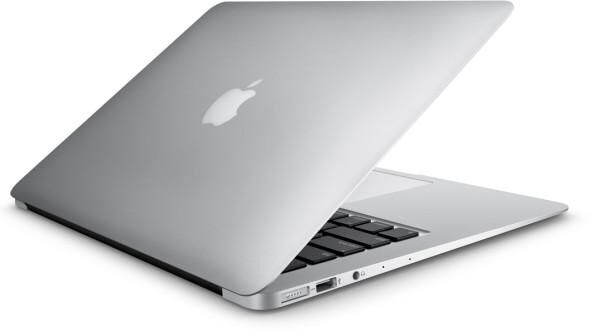 Apple MacBook Air 2015 | 13.3" | 1.6 GHz | 8 GB | 128 GB SSD | PT, image 2 of 3
